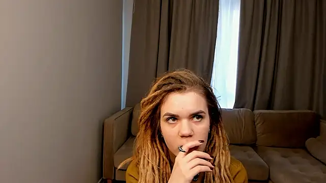 AldaCerrello online show from 03-24-26, 11:10