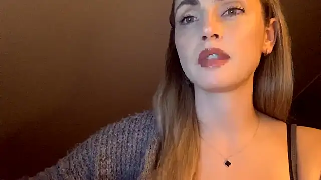 ScarlettSensitive online show from 04-10-26, 08:27