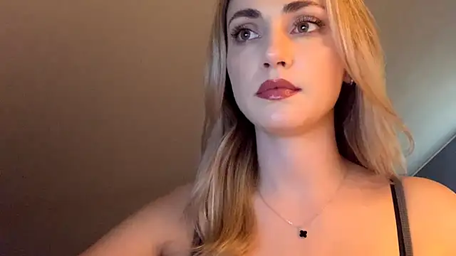 ScarlettSensitive online show from 04-15-26, 02:10