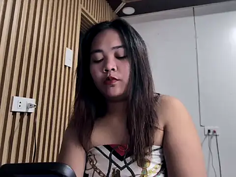  georgiax  online show from 07-30-26, 01:43
