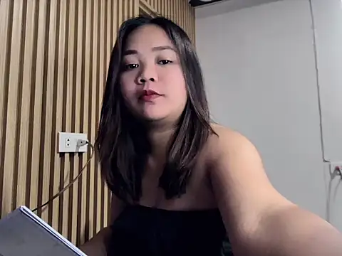  georgiax  online show from 04-19-26, 04:30