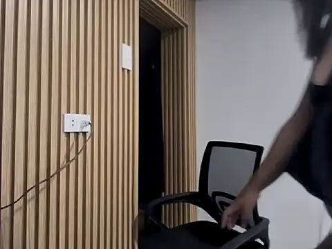  georgiax  online show from 04-08-26, 08:21