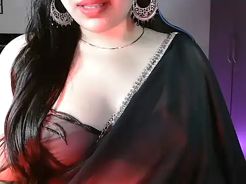 Snapshot of NaughtyUrus chatting on 05-13-26, 01:40 NaughtyUrus online show from 05-13-26, 01:40