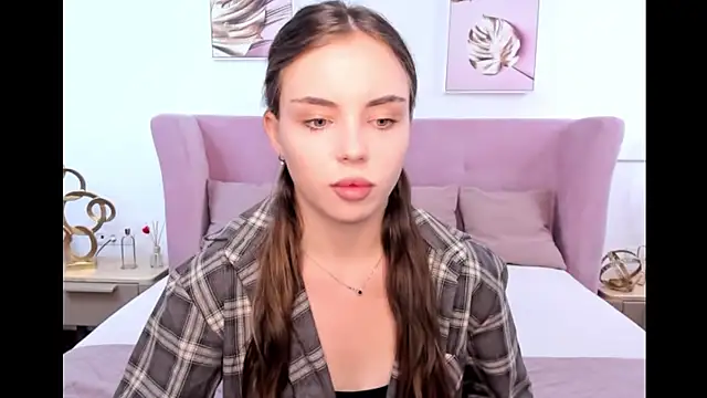 Snapshot of MyEvelin chatting on 06-17-26, 03:50 MyEvelin online show from 06-17-26, 03:50