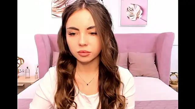 Snapshot of MyEvelin chatting on 05-16-26, 03:38 MyEvelin online show from 05-16-26, 03:38