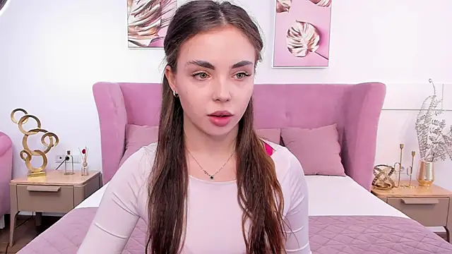 MyEvelin online show from 03-22-26, 09:33