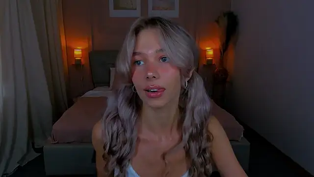 LuluAlis online show from 07-09-26, 03:22