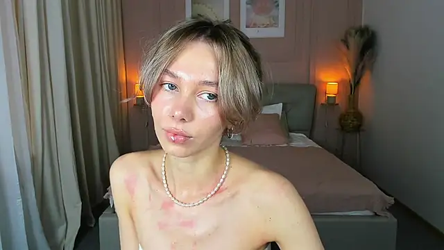 LuluAlis online show from 03-18-26, 01:57