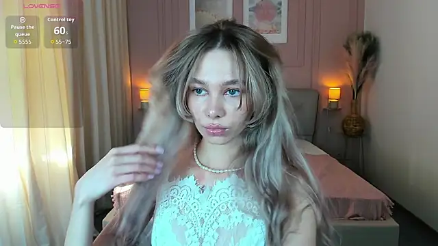 LuluAlis online show from 03-22-26, 02:18