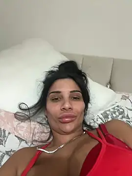 Miss juicy babes69 online show from 03-09-26, 06:22