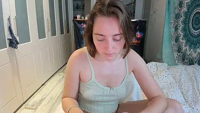 LiaSasha online show from 04-29-26, 08:37