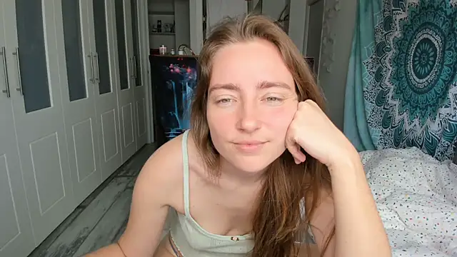 LiaSasha online show from 04-28-26, 11:47