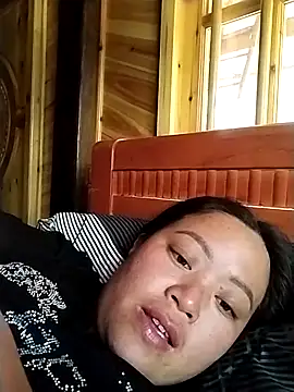 Min-in online show from 04-12-26, 05:44