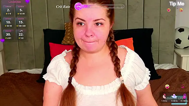 Snapshot of Riises chatting on 06-27-26, 07:36 Riises online show from 06-27-26, 07:36