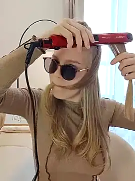 LittleForestELF2 online show from 03-12-26, 11:47