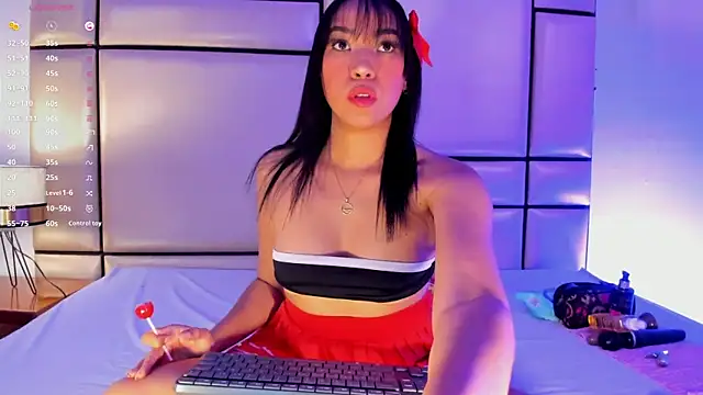 ValeriaRey  online show from 04-11-26, 08:12