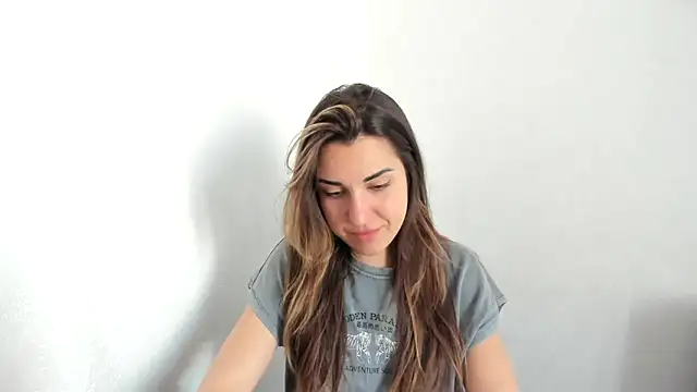 summmmersky1 online show from 03-14-26, 03:18