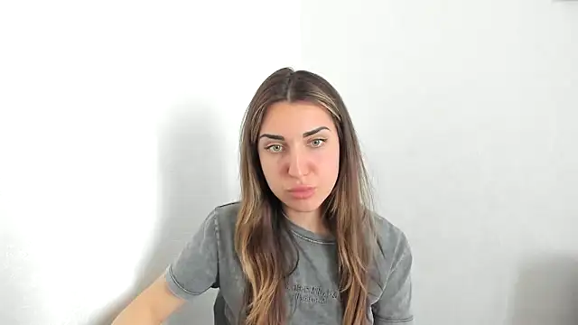 summmmersky1 online show from 03-15-26, 01:51