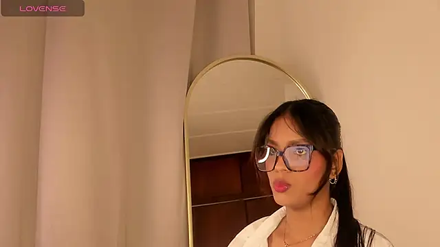 Aishs bigass online show from 06-12-26, 05:16