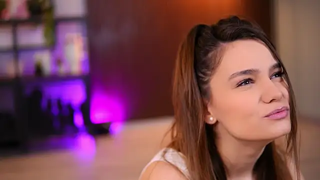 Lena Laurent online show from 03-28-26, 10:16