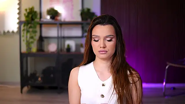 Lena Laurent online show from 03-13-26, 10:20