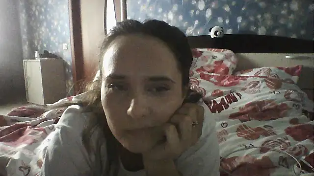 Alisa07qw online show from 05-06-26, 07:34