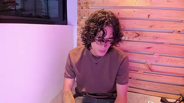 Skinny Mac online show from 04-22-26, 12:45