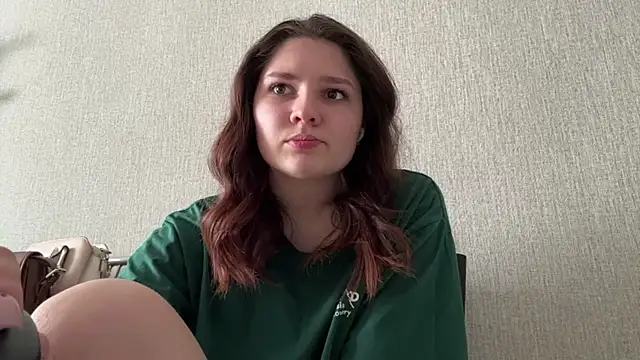 Emmiebutwihu online show from 04-09-26, 06:19