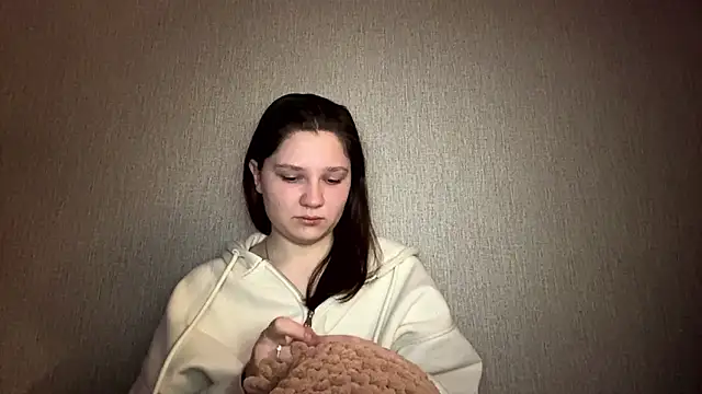 Emmiebutwihu online show from 03-12-26, 08:02