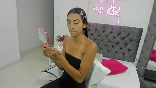 Abril Castroo online show from 03-17-26, 12:19