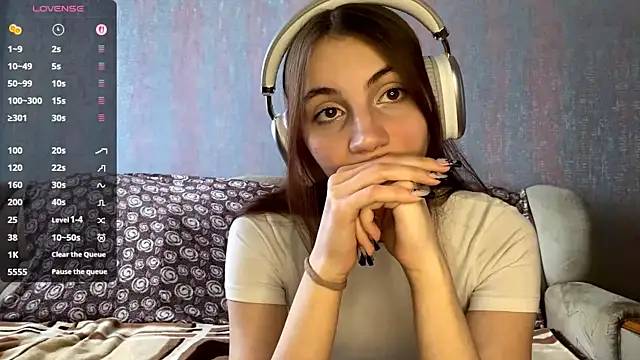 AlisaBloom online show from 03-19-26, 09:09