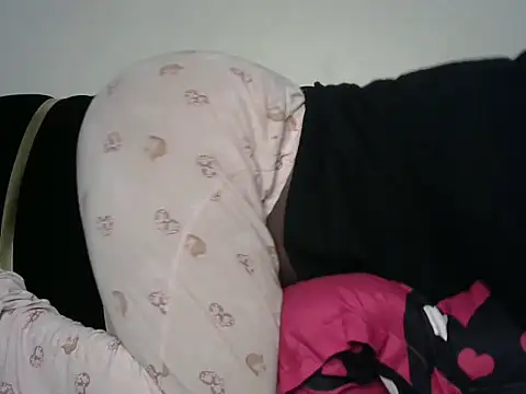 Sexxybella  online show from 05-22-26, 06:06
