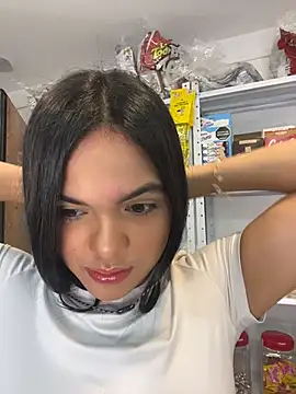 Bella-Ferrer online show from 07-11-26, 05:46