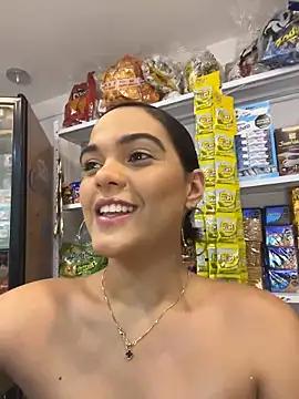 Bella-Ferrer online show from 05-26-26, 06:28
