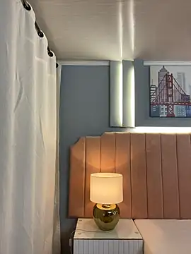 Bella-Ferrer online show from 03-11-26, 06:24