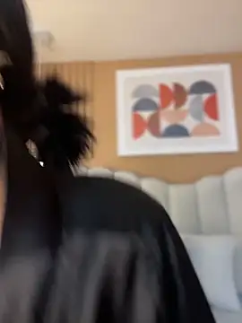 Bella-Ferrer online show from 04-17-26, 06:44