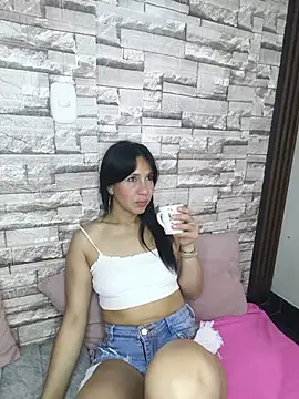 Camillemonroe  online show from 07-16-26, 11:51