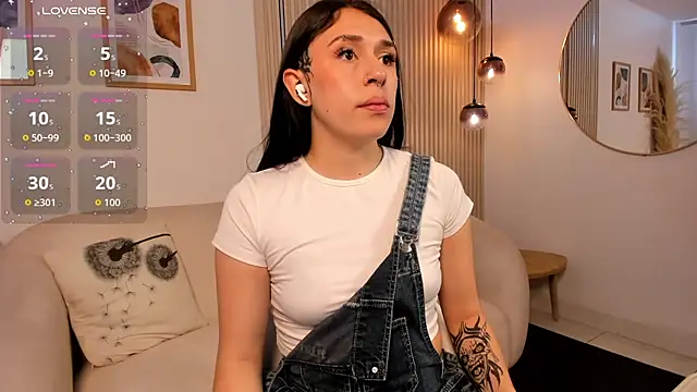 Zoey monroe online show from 04-22-26, 01:40