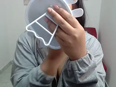 candymorena69 online show from 03-31-26, 12:29