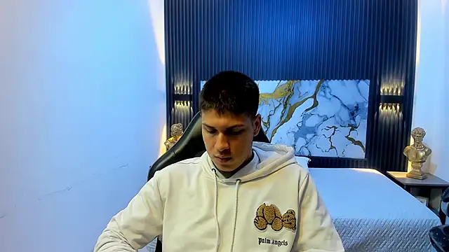 AlessandroFranco online show from 05-28-26, 01:28