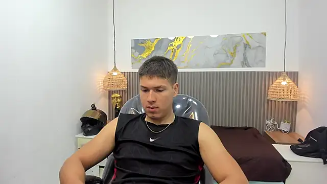 AlessandroFranco online show from 05-12-26, 01:28