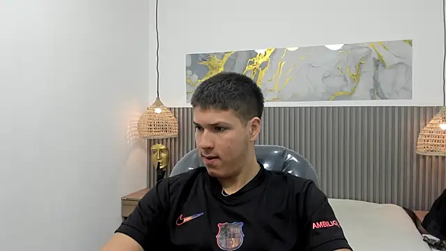 AlessandroFranco online show from 04-08-26, 01:01
