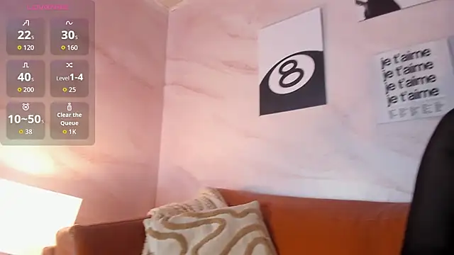 Adalyn Cute online show from 06-18-26, 11:37