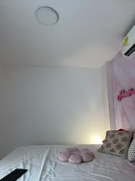 Adalyn Cute online show from 04-22-26, 06:58