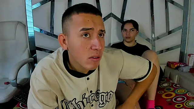 Alaia Blosson online show from 04-14-26, 01:05