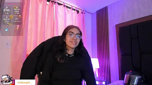 Molly A online show from 06-23-26, 03:32