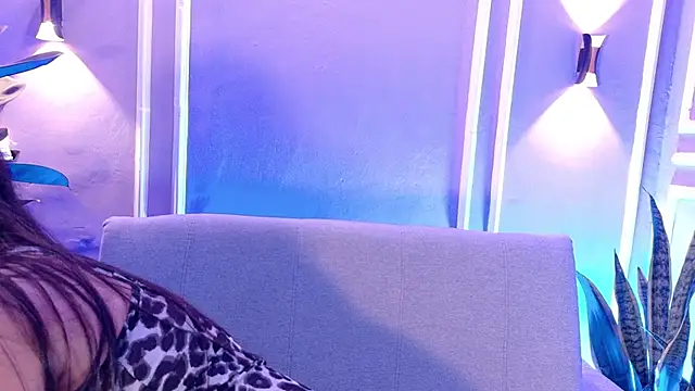 ZoeyMonroe  online show from 04-29-26, 10:05