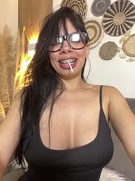 Queen Chanel XXX online show from 04-30-26, 08:57