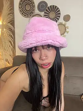 Queen Chanel XXX online show from 05-10-26, 08:22