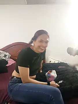 Alisson-Miller online show from 04-13-26, 08:02